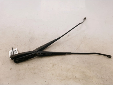 Front wiper arms (x2) used - Citroen BERLINGO - 6429 J8