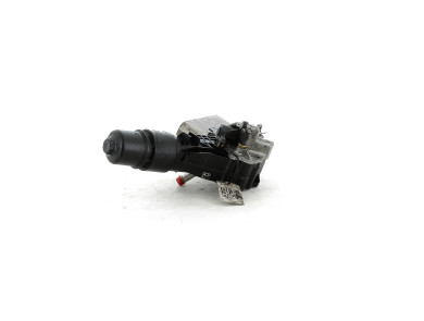 Oil filter mounting used - Mercedes CLASSE GLA - A6541806100