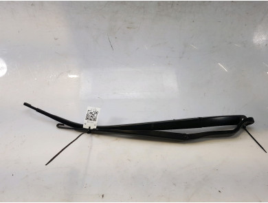 Front wiper arms (x2) used - Honda CR-V - 76610SWAG01