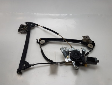 Left window-lift used - Mercedes CLASSE SLK - 1708201342
