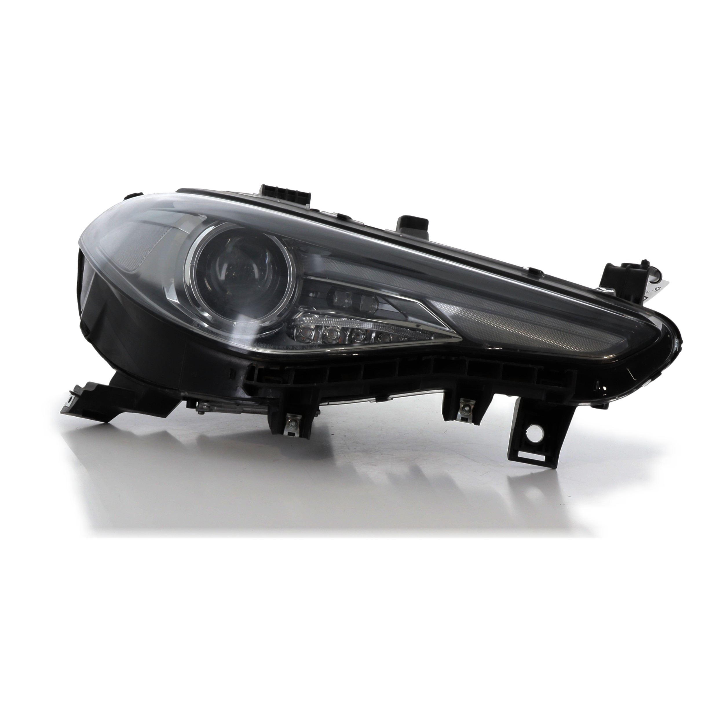 Phare Droit LED Pour Alfa Romeo Giulia 2015 - Homologué ECE - Marque Magneti Marelli - Intérieur