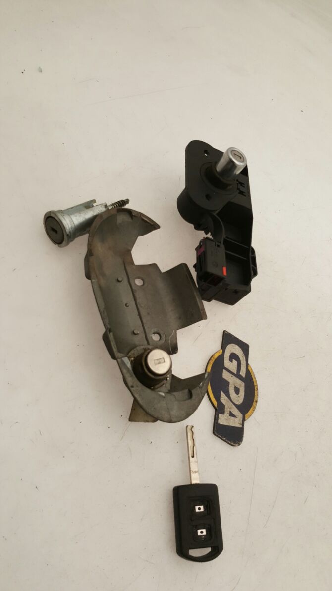 Kit Barillet De Serrure Pour OPEL CORSA A - Pièce D'occasion En Bon état - Garantie 6 Mois